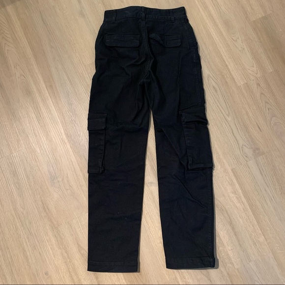 Aritzia TNA Black Cargo Pants - Picture 2 of 3